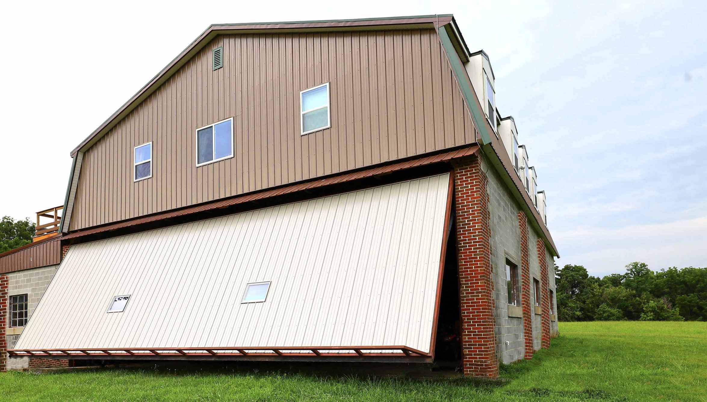 Hangar Home, 54′ x 15′ Retrofit